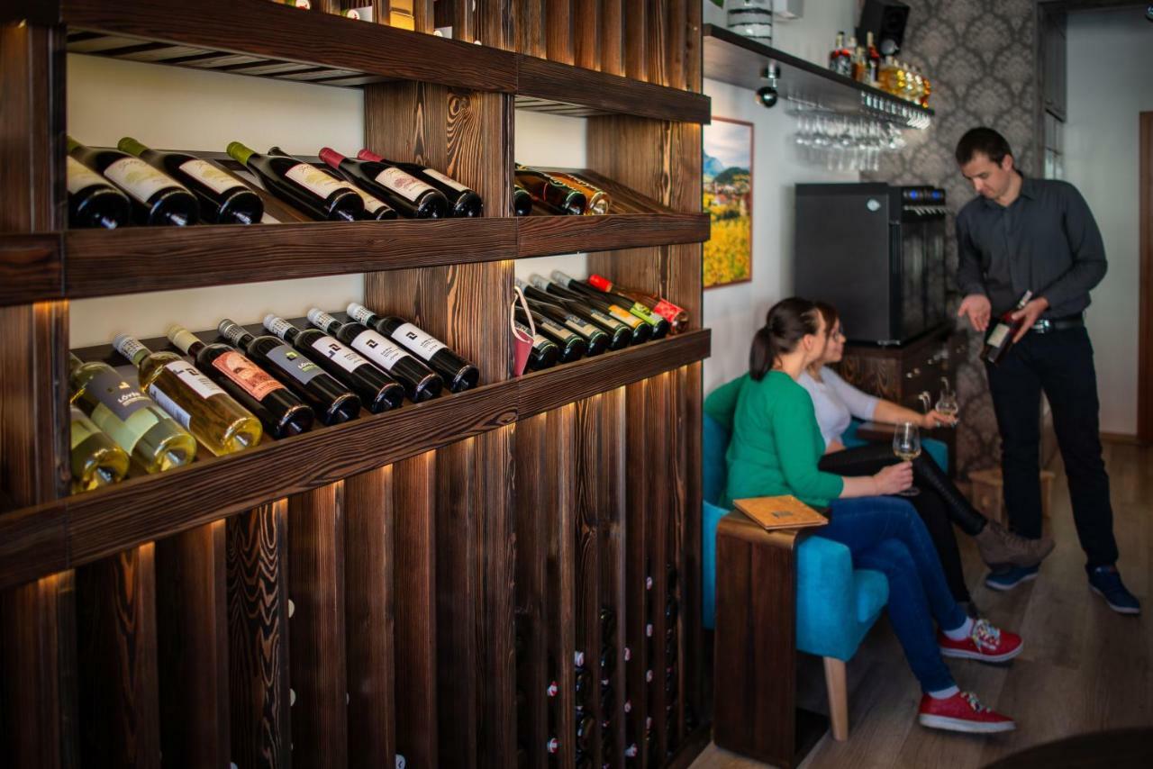Penzion&Vinný bar Régio Kyjov  Extérieur photo
